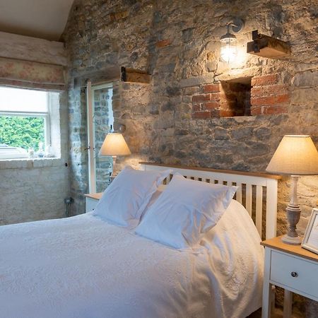 The Barn At Amberwell Bed and Breakfast Ditcheat Buitenkant foto